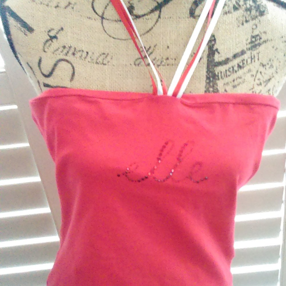 Elle Halter Top